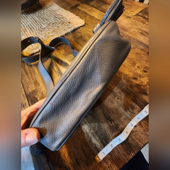 Marc Jacobs Leather Crossbody Bag - Picture 8 of 10